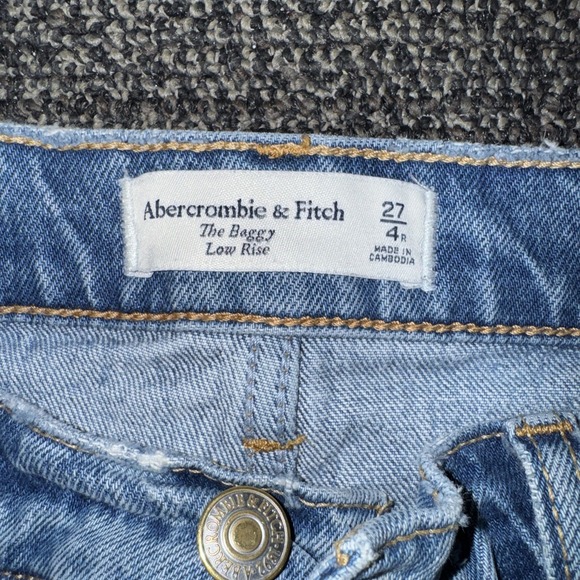 Abercrombie & Fitch Jeans Womens 27 /4R Blue The Baggy Low Rise Curve Love Denim - Picture 2 of 5